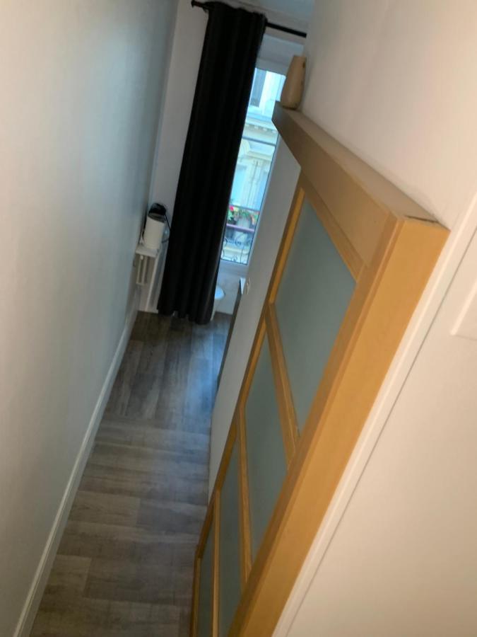 Studio Moderne Au Coeur De Paris Batignolles Luaran gambar